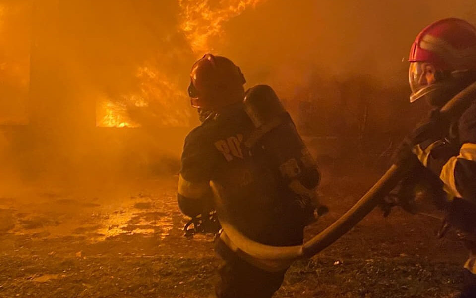 Isu Alba Incendiul Care A Distrus Cabana Din Parcul Arini A Fost Pus